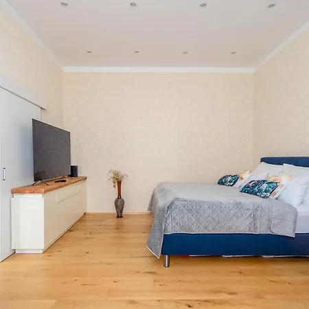 Amelie Apartment